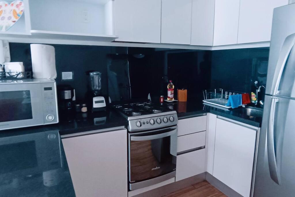 Secure, Central And Quiet Apartment Work Or Travel メキシコシティ エクステリア 写真
